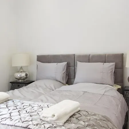 Hanover House 公寓式酒店