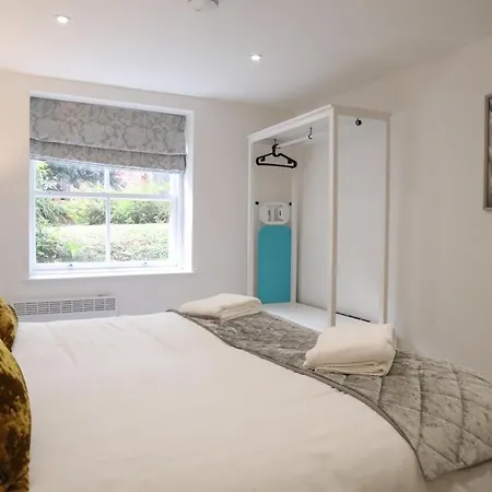 Hanover House 公寓式酒店