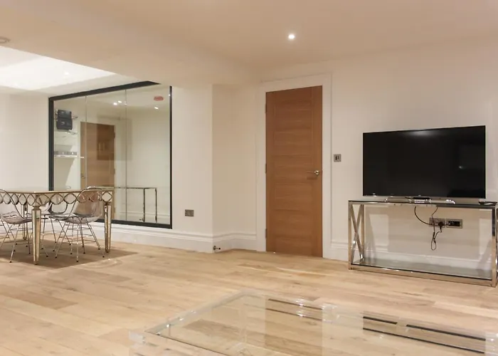 Hanover House Leeds (West Yorkshire)