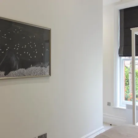 Hanover House Апарт-готель 4*