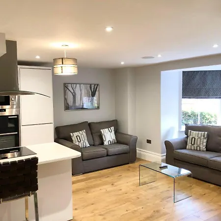 Hanover House Апарт-отель