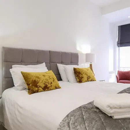Hanover House Апарт-готель 4*