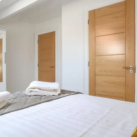 Апарт-отель Hanover House