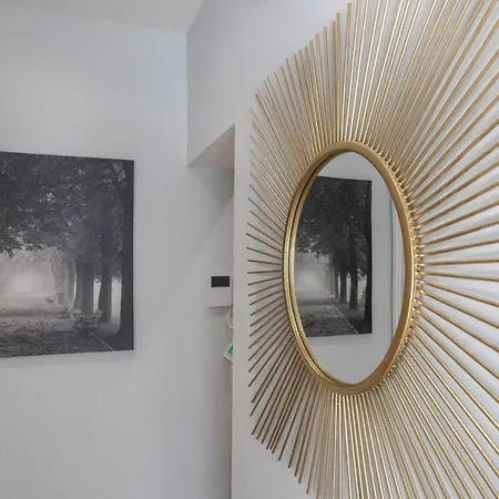 Hanover House Апарт-отель