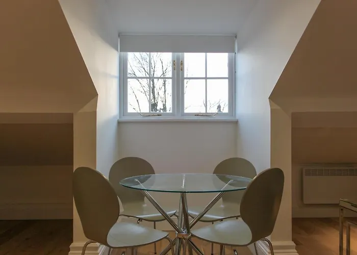 Aparthotel Hanover House 4*