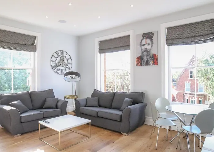 Aparthotel Hanover House 4*